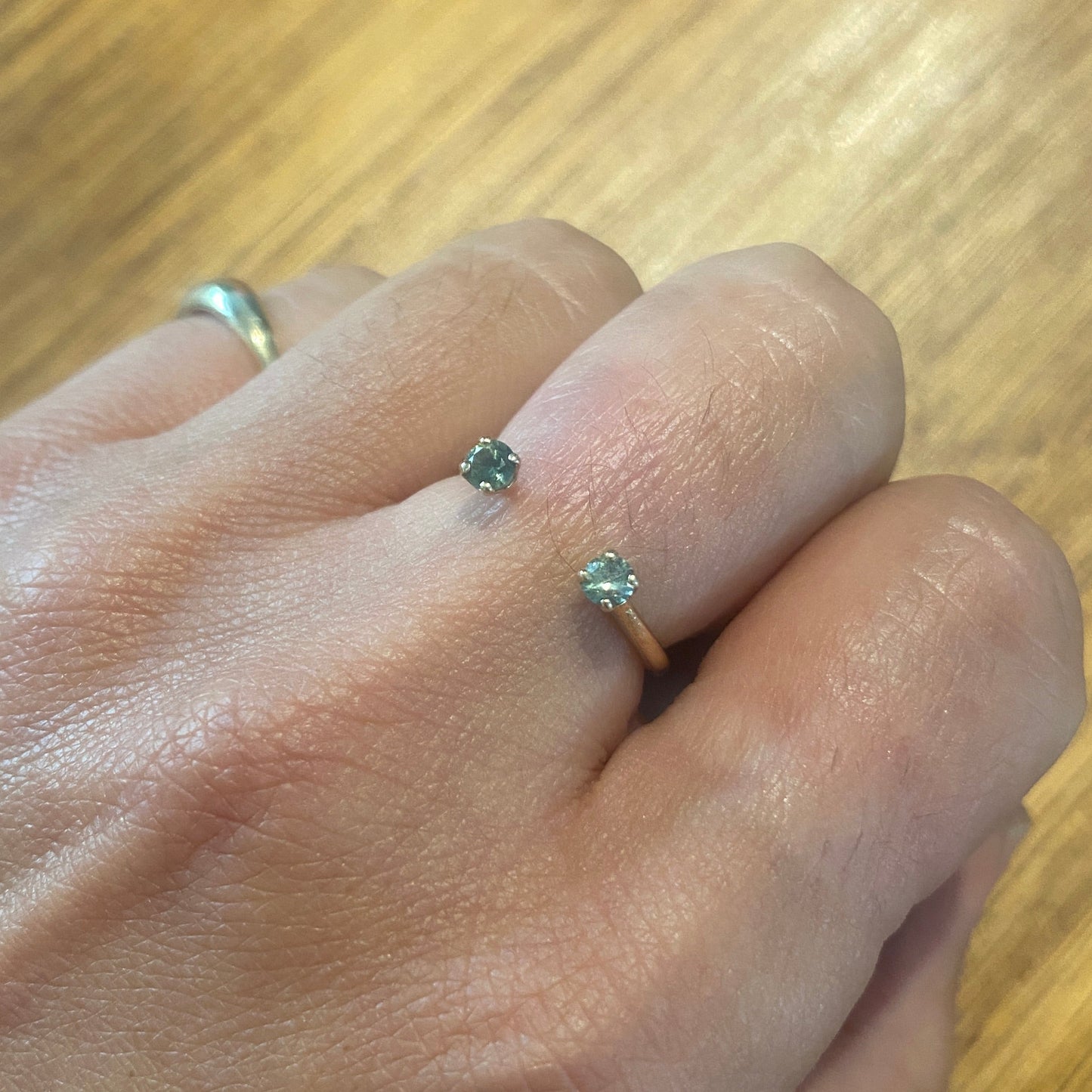 Cloudy Parti Sapphire Iko Ring